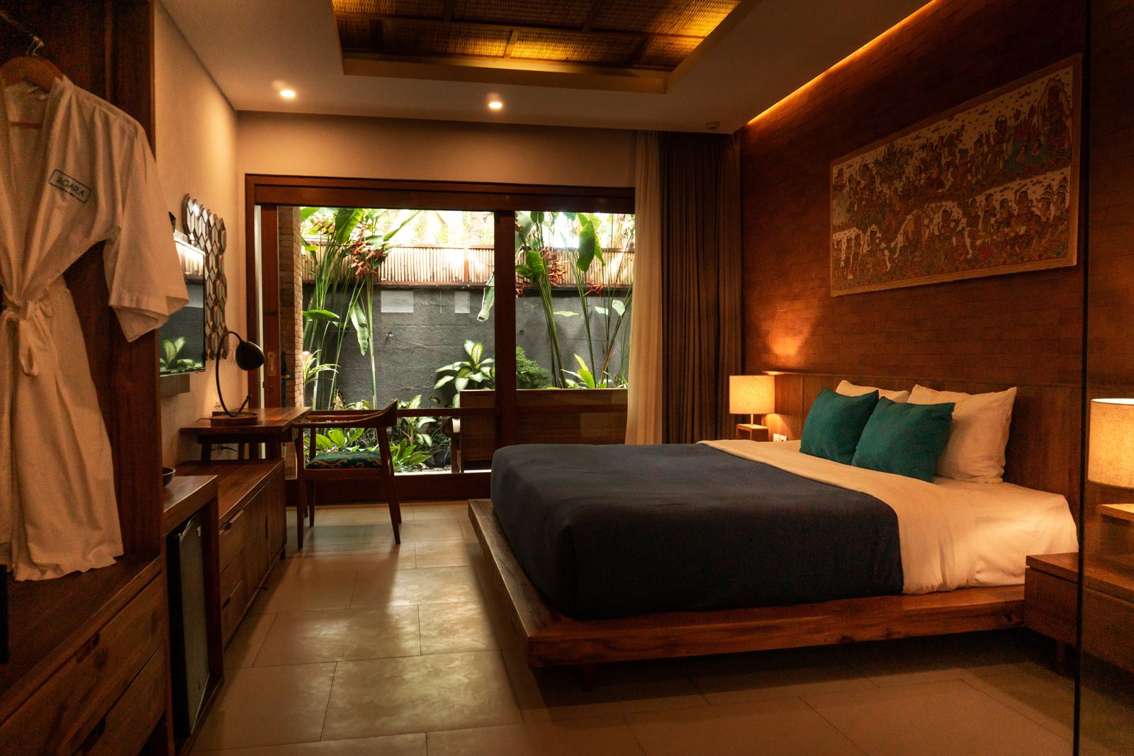 Fountain Garden Room